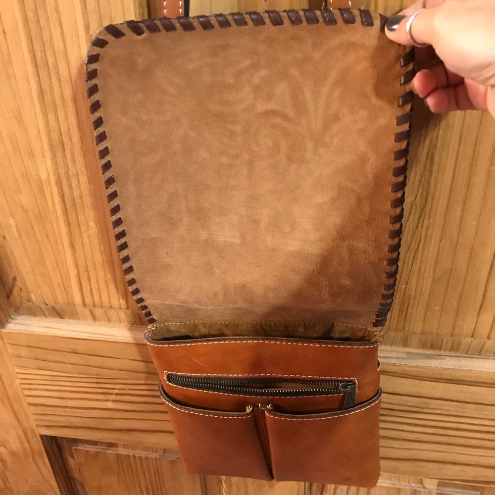 Purse - Picture 3 of 5